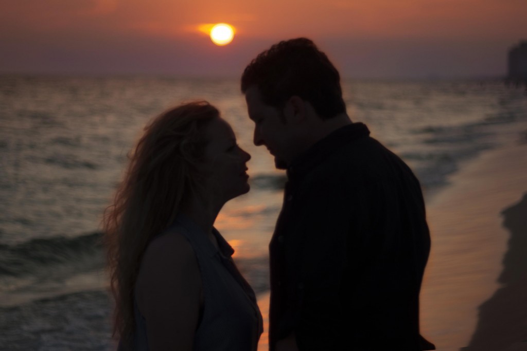 beach couple no frills